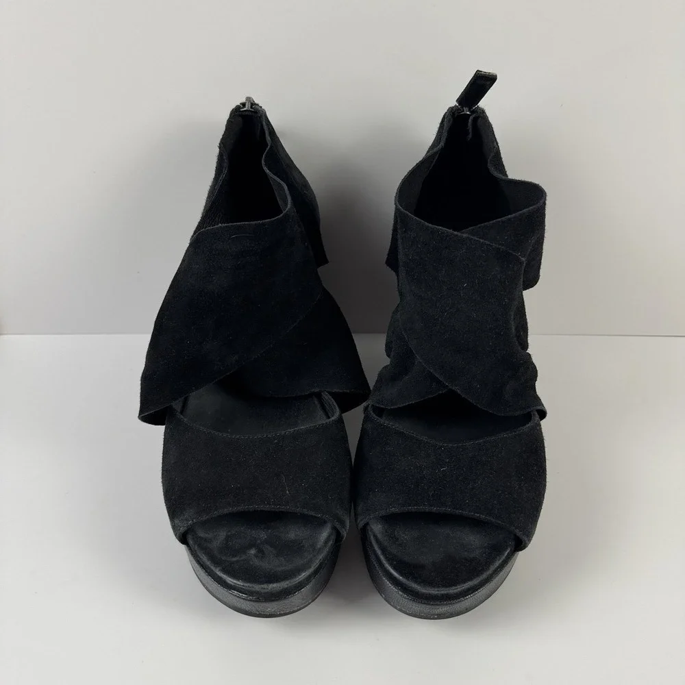 Eileen Fisher Women's Black Suede Wedge Sandals‎ Shoes Heels Sz 9.5